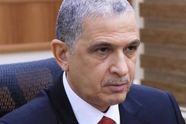 وفاة وإصابة 4 أشخاص بحادث سير لموكب وزير الداخلية العراقي+(صور)