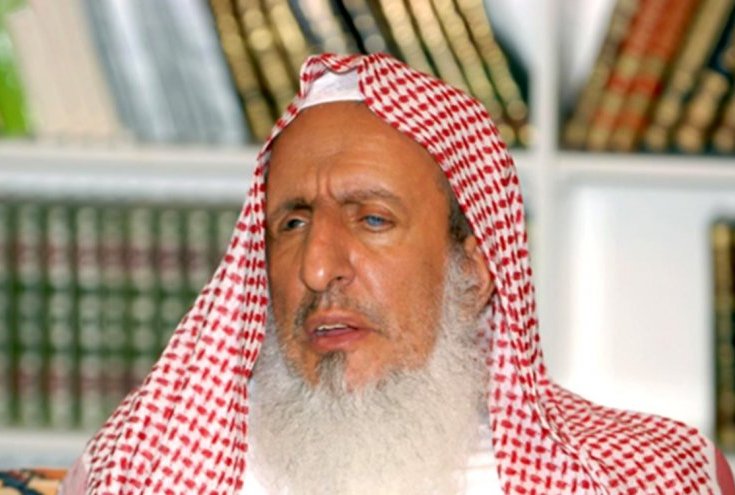 مفتي السعودية يفتي حول طريقة اداء صلاة العيد!