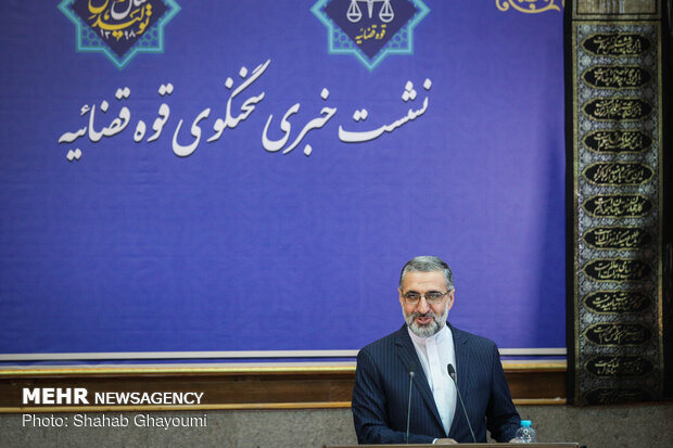دوو نوێنەری مەجلیسی ئێران سزای زیندانیان بەسەردا سەپا