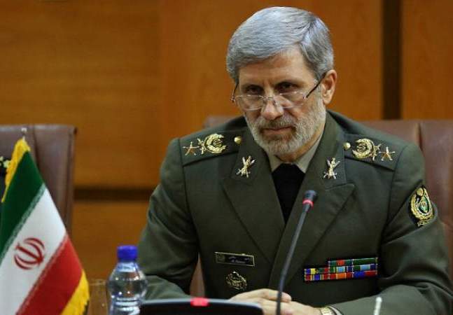 وزير الدفاع الإيراني: أي تعرض لناقلاتنا النفطية سيلقى ردا قويا وحاسما