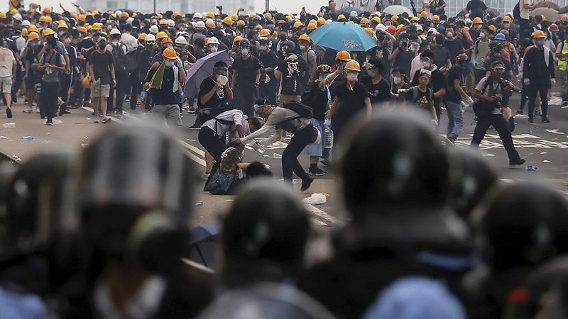 Hong Kong, 360 arresti in proteste contro legge sicurezza