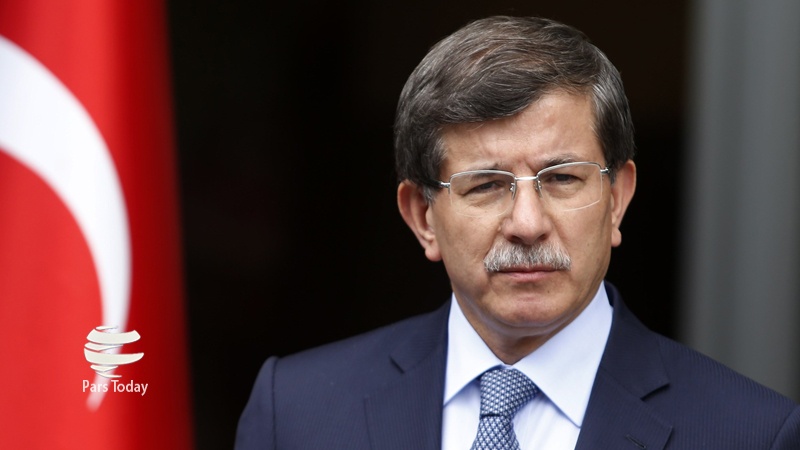 Davutoğlu: Erdoğan artık Türkiye'de sevilmiyor