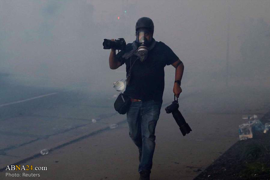 Journalists reporting on George Floyd protests find themselves under police attack