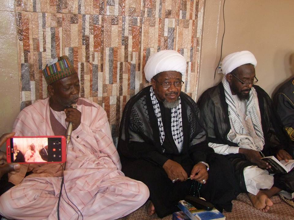 An gabatar da addu’ar kwanaki uku da rasuwar ‘yar Malam Adamu Tsoho An gabatar da addu’ar kwanaki uku da rasuwar ‘yar Malam Adamu Tsoho