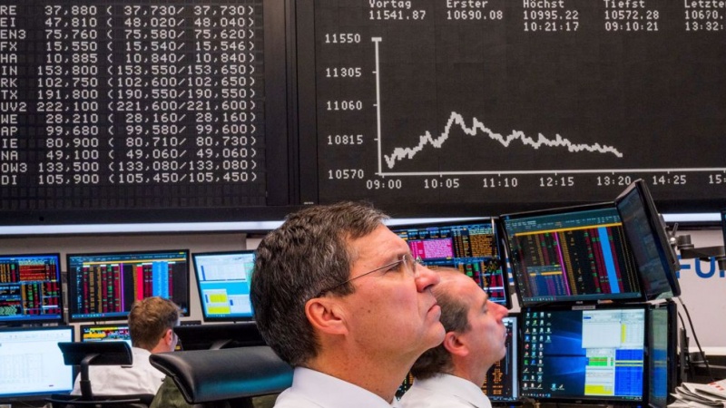 European markets edge lower ahead of ECB meeting