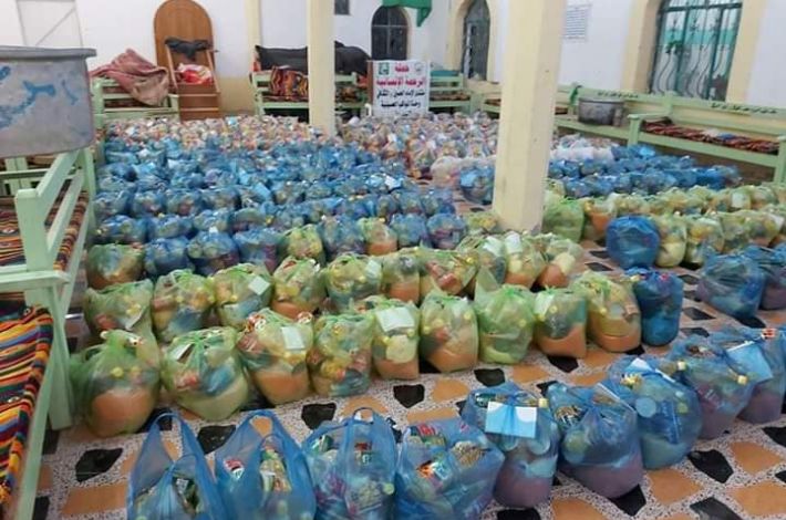Mit 24.839 Lebensmittelkörbe: Die Prozessionen im Distrikt Al-Aziziyah unterstützen weiterhin Familien, die von der Ausgangsperr
