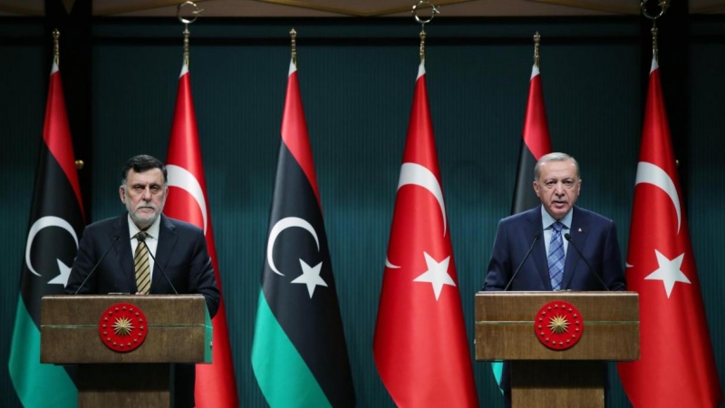 Эрдоган подчеркнул необходимость разрешения ливийского кризиса путем политического диалога