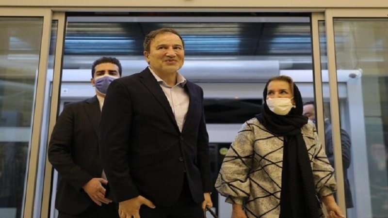 ABD cezaevinden serbest bırakılan İranlı doktor Tahran'a döndü