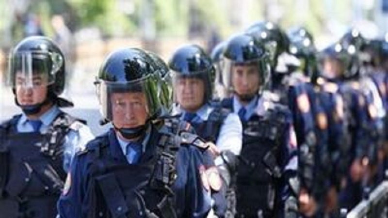 Се сол зиндон барои лату куб кардани маъмури полис дар Қазоқистон
