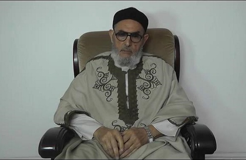 مفتي ليبيا يحرّم شراء البضائع من الإمارات والأردن ومصر