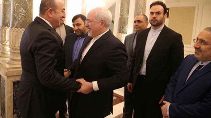イラン外相、「イランとトルコは様々な分野で緊密な関係」