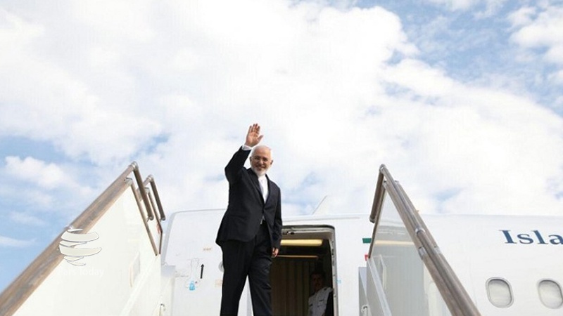 Zarif Moskova'ya gitti