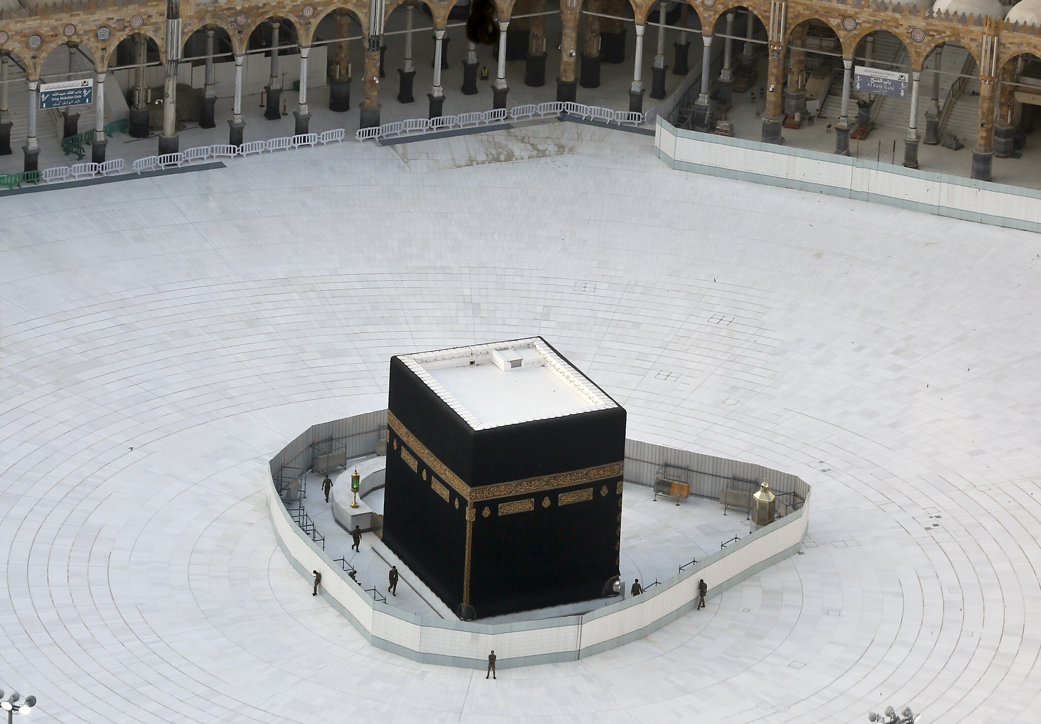Za’a Bude Masallacin Makkah A Ranar Lahadi Za’a Bude Masallacin Makkah A Ranar Lahadi