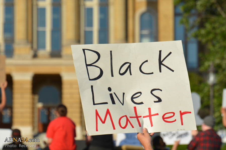US Muslims demand reform, back black-led groups