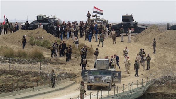 الحشد والجيش يطلقان عملية أمنية لملاحقة داعش في صحراء الأنبار 