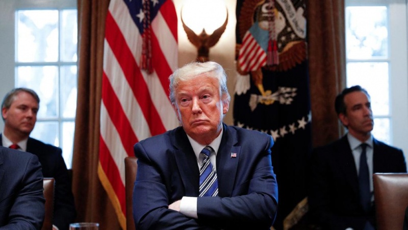 Trump'ın korona virüs buhranı karşısındaki vurdumduymazlığı devam ediyor