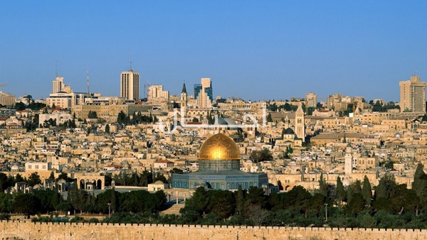 حنا عيسى يحذر: هناك مخطط إسرائيلي لتحويل القدس لمدينة يهودية مركزية