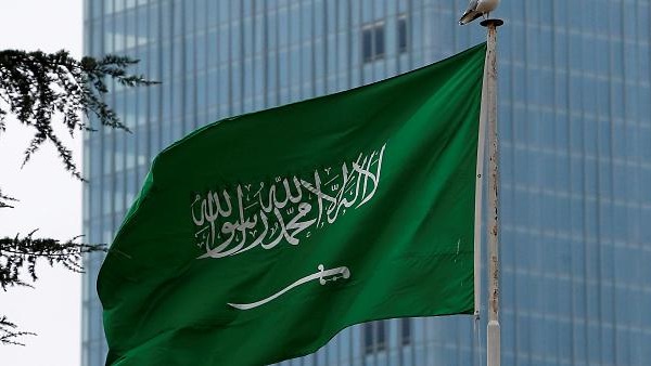  "الخارجية السعودية" تؤيد السيسي بالتدخل في ليبيا