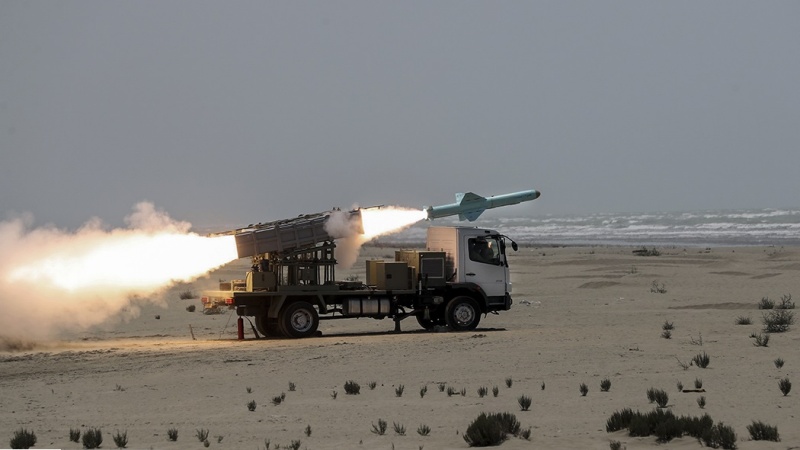İran savunma gücüne vurgu