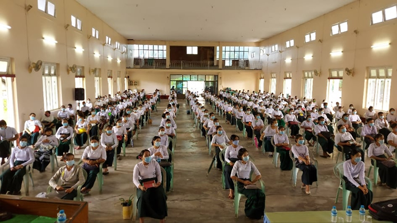 ဖ်ာပုံၿမိဳ႕တြင္ ဆရာ၊ ဆရာမ ၁၂၀၀ ေက်ာ္ကို ကိုဗစ္-၁၉ ကာကြယ္ေရးပညာေပး သင္တန္းပို႔ခ်