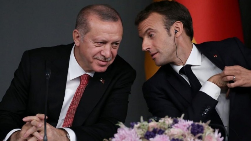Macron: Türkiye, Libya'da 'tehlikeli oyun' oynuyor