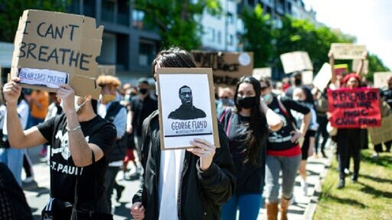 Комиссия по правам человека призвала положить конец использованию технологии распознавания лиц в протестах