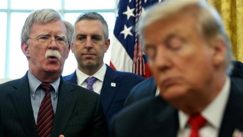 Болтон: Трамп не достоин быть президентом