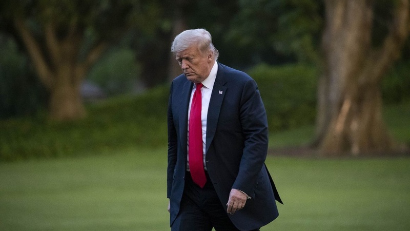 Politico: Trump kaybedeceğini biliyor