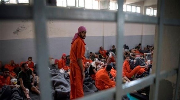معتقلو "داعش" لدى "قسد" ينفذون عصياناً في سجن الحسكة