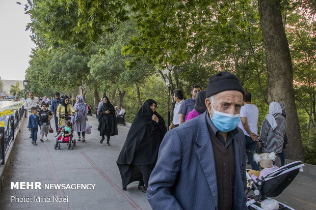 کۆرۆنا لە ئێران زیاتر لە ١١ هەزار کەسی کوشتووە