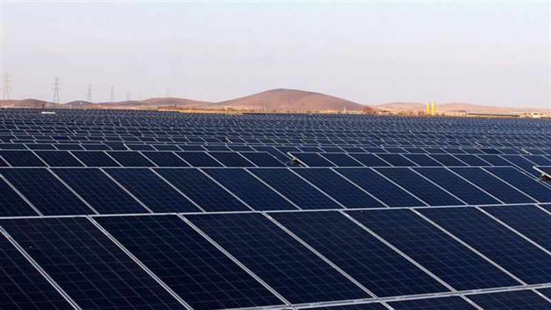     Iran otvara šest novih solarnih elektrana