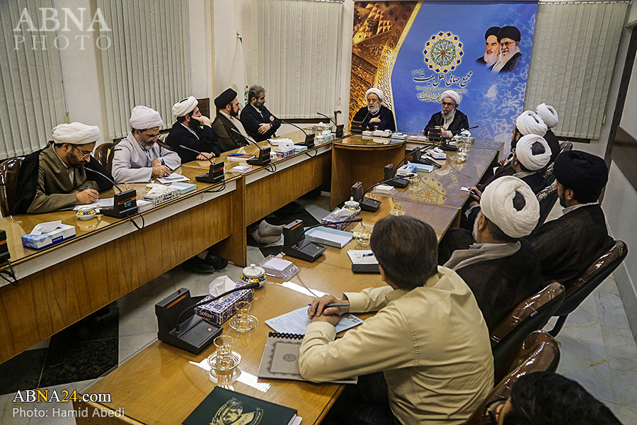 Photos: Hujjat al-Islam Ansarian meets with Secretary General, cultural managers of Ahlul Bayt World Assembly