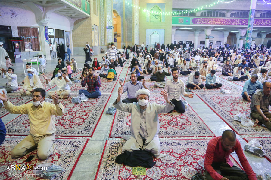 تقرير مصور / احتفال في حرم السيدة المعصومة (ع) بمناسبة ولادة الامام الرضا (ع)