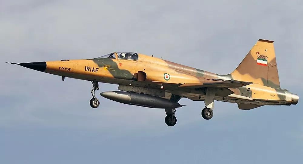 Força Aérea do Irã ganha 3 avançados caças em meio a sanções dos EUA