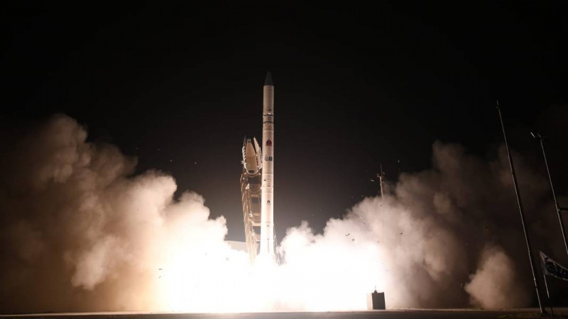 Il regime sionista ha lanciato un satellite spia
