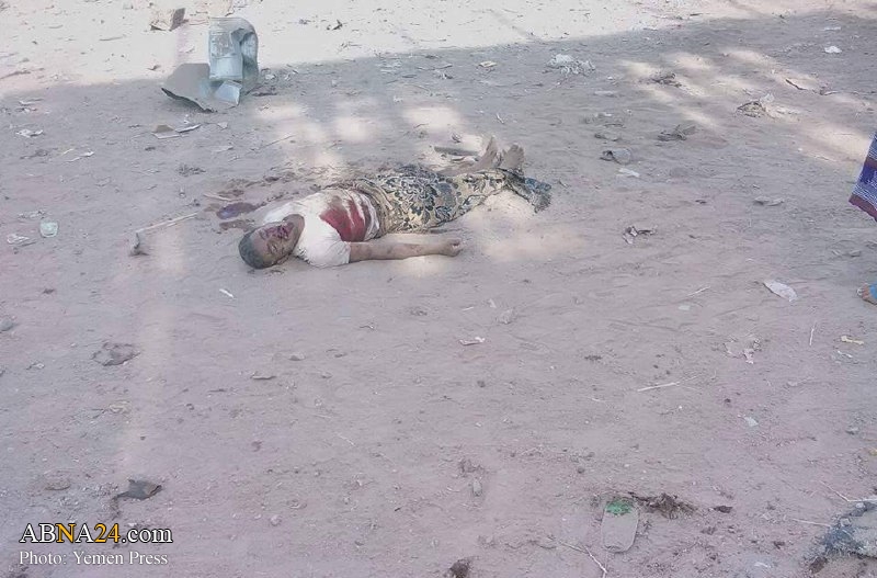 Graphic Video: Anniversary massacre in Yemen's Lahij province, 84 killed by Saudi airstrikes on July 2015