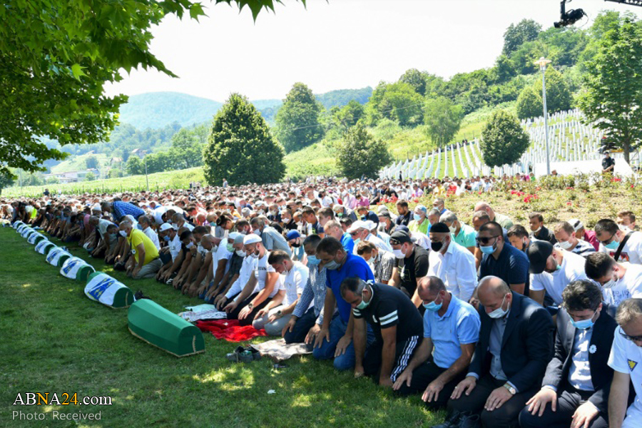 Bosnian Muslims mark 25th anniversary of Srebrenica massacre