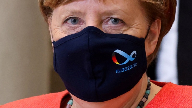 Merkel'den koronavirüs uyarısı