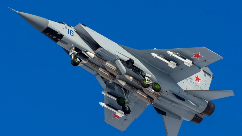 Jet Tempur AS Lari Dikejar Rivalnya dari Rusia