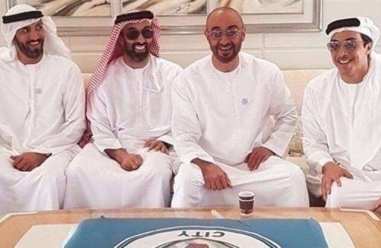 الشرط الذي وضعه منصور بن زايد لتصفية "شقيقه أحمد"