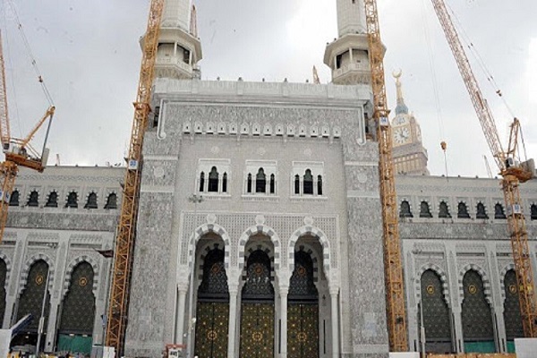 An Gina Babbar Kofar Shiga Masallacin Harami Mai Alfarma