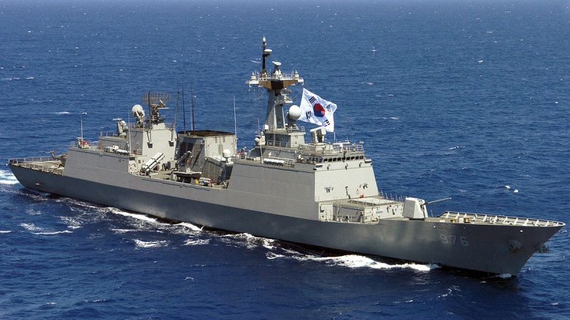 韓国軍艦艇２隻が、米軍主催の合同演習に参加するため出港