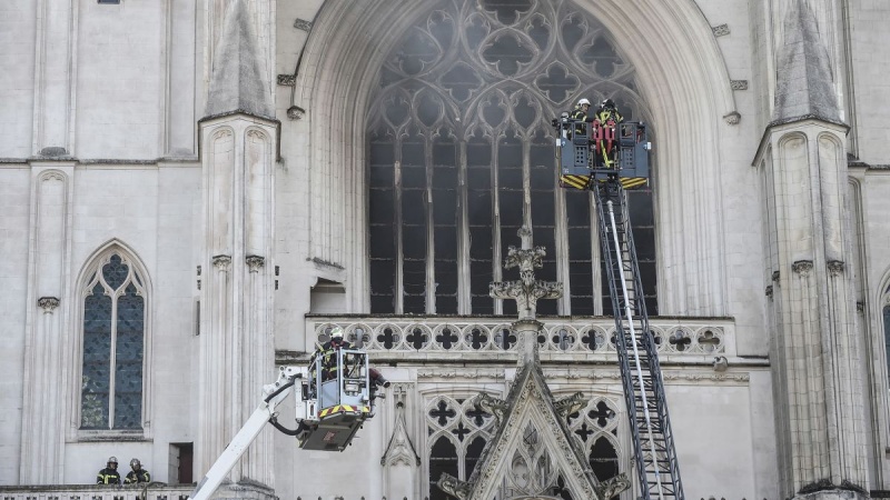 Feuer in Kathedrale von Nantes - Staatsanwaltschaft ermittelt