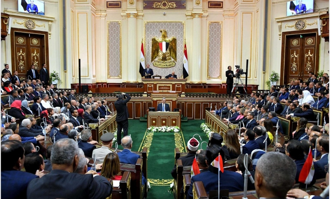 البرلمان المصري يوافق على نشر قوات مسلحة في مهام قتالية بالخارج