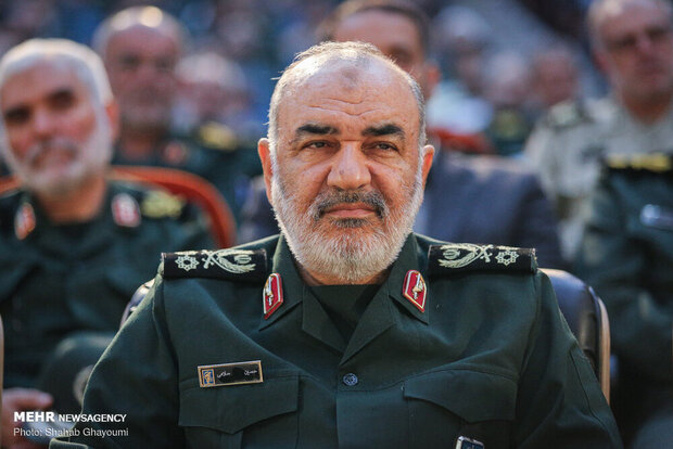 سوپای پاسداران سیستەمێکی نوی مووشەکی ڕوونوێنی کرد