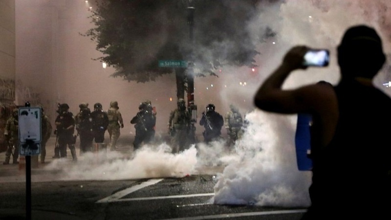 USA, proteste a Portland: giornalisti russi aggrediti da polizia