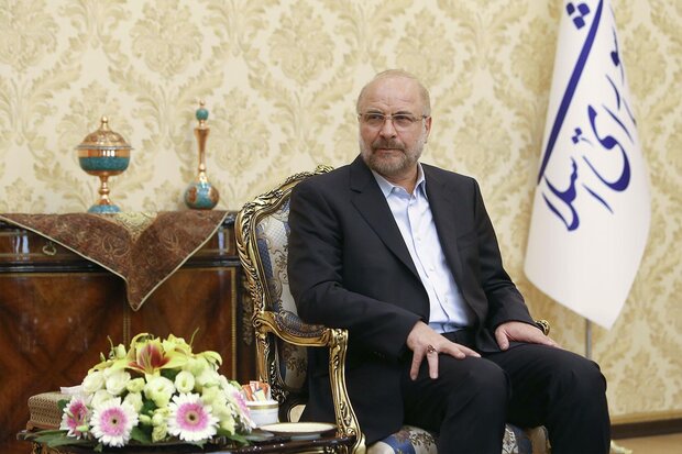 قاڵیباف: هاوکاری بازرگانی و ئابووری ئێران و عێراق زیاتر دەبێتەوە