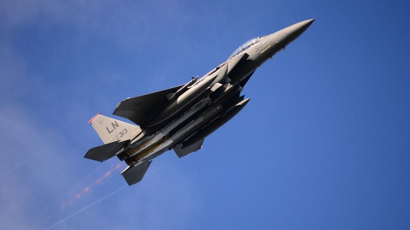 Hisbollah nennt Störung eines iranischen Flugzeugs durch US-Jets "Terrorakt"