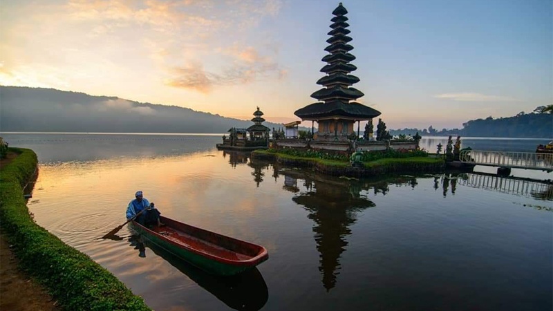 Mengapa Pemerintah RI Bersikeras Pulihkan Pariwisata Bali?