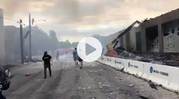 ABD sokakları savaş alanına döndü